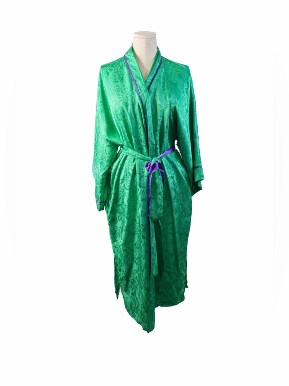 Victorias Secret 80’s Green Satin Robe with Purple. OS Great Condition Feminine